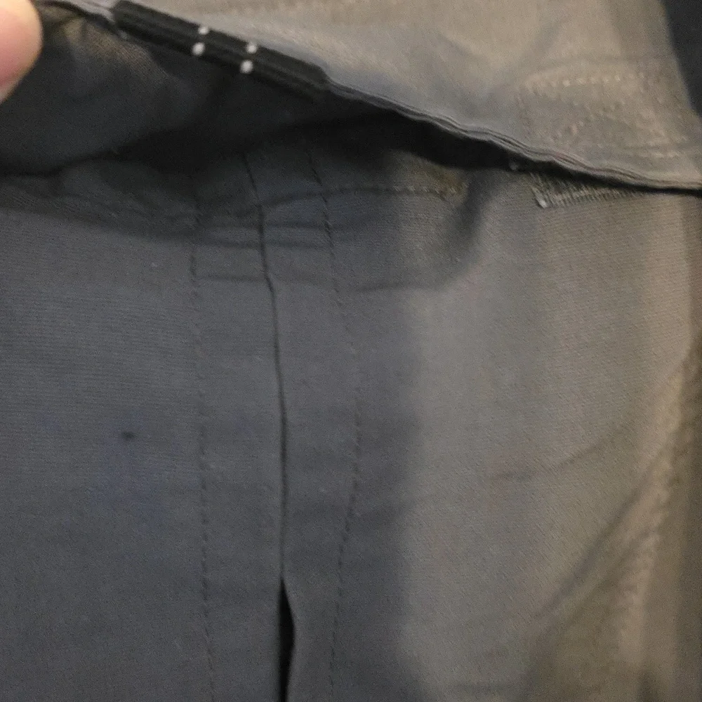 Magellan Outdoors Men's Gray Cargo Shorts Relaxed Fit Web Snap Belt Sz‎ L EUC